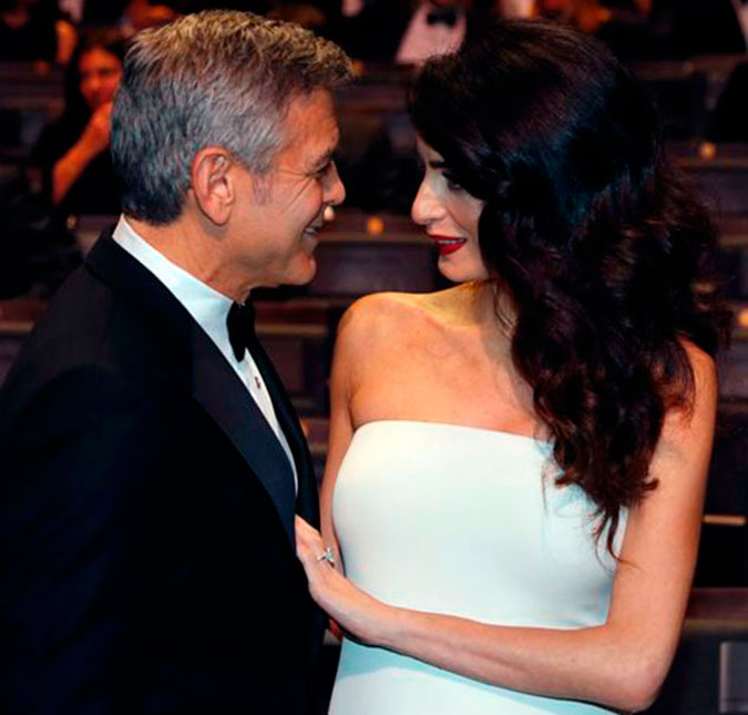 George Clooney dedica prêmio à esposa, Amal: <i>- Estou animado pelos meses que estão por vir</i>