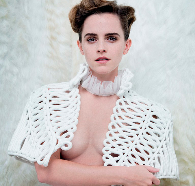 Emma Watson rebate críticas feitas ao seu feminismo após foto <I>topless</I> em revista