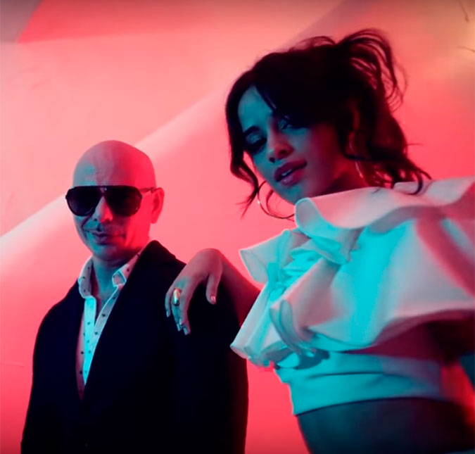 Camila Cabello e Pitbull entram em clima latino em novo clipe de <i>Hey Ma</i>, confira!