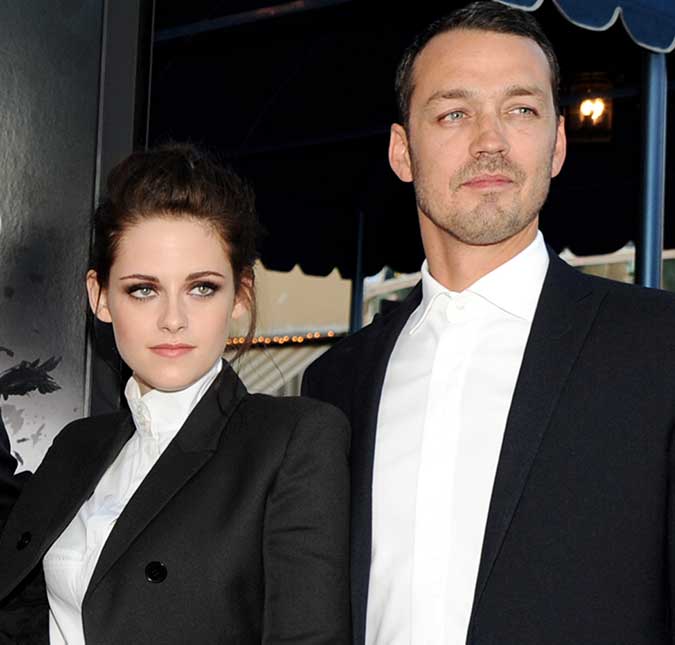 Rupert Sanders define <i>affair</i> com Kristen Stewart como <i>um lapso momentâneo</i>