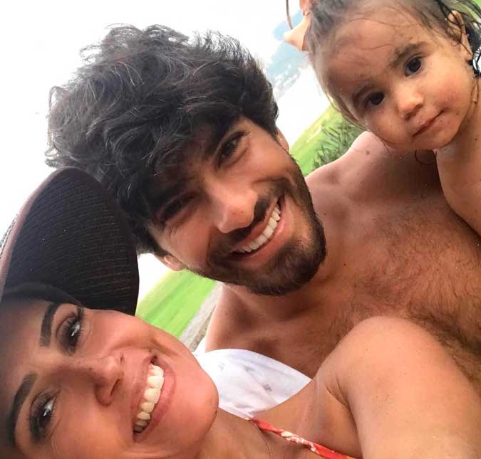 Hugo Moura se declara para Deborah Secco e ainda revela planos de dar um irmãozinho a Maria Flor, saiba mais!