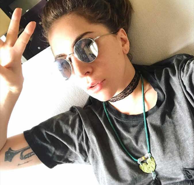 Lady Gaga convida fãs para participar de seu novo filme, <i>Nasce Uma Estrela</i>, no <i>Coachella</i>!