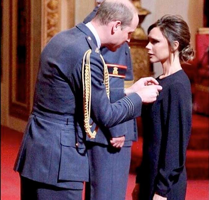 Victoria Beckham recebe honraria de Príncipe William: <i>- Tenho orgulho de ser britânica</i>