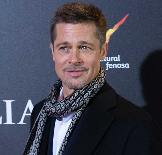 Brad Pitt estaria aproveitando bastante a vida de solteiro, diz revista
