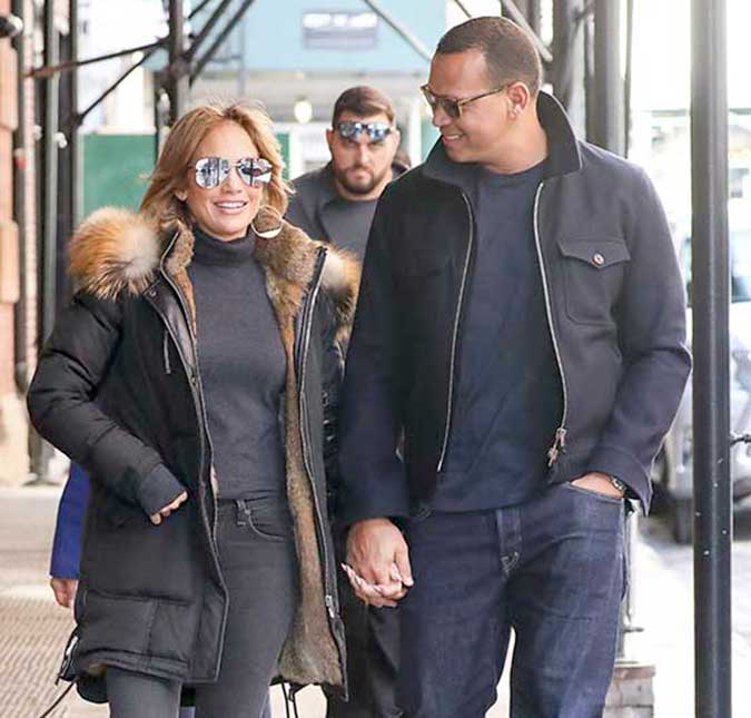 Jennifer Lopez conta como conheceu o namorado, Alex Rodriguez