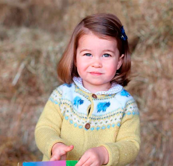 Princesa Charlotte usa cardigã de loja de departamentos e produto esgota horas depois, saiba mais!