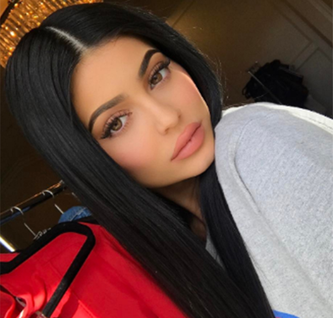 Kylie Jenner diz que não tem a vida perfeita em <i>teaser</i> de seu próprio <i>reality show</i>