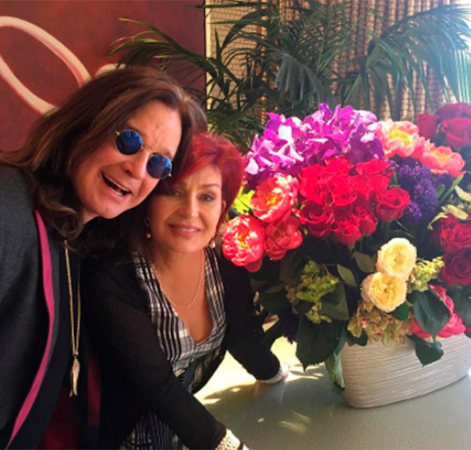 Após traição, Sharon e Ozzy Osbourne renovam os votos de casamento