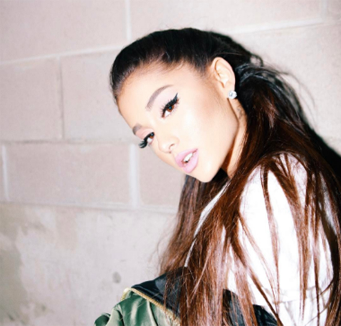 Ariana Grande se pronuncia após explosões que mataram 19 pessoas em seu <i>show</i>, veja