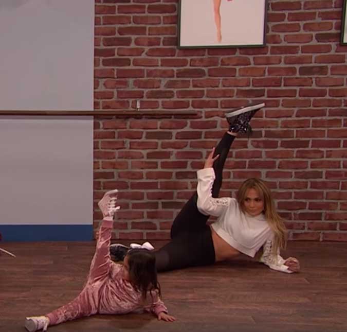 Jennifer Lopez tem a aula de dança mais divertida que você já viu, entenda!
