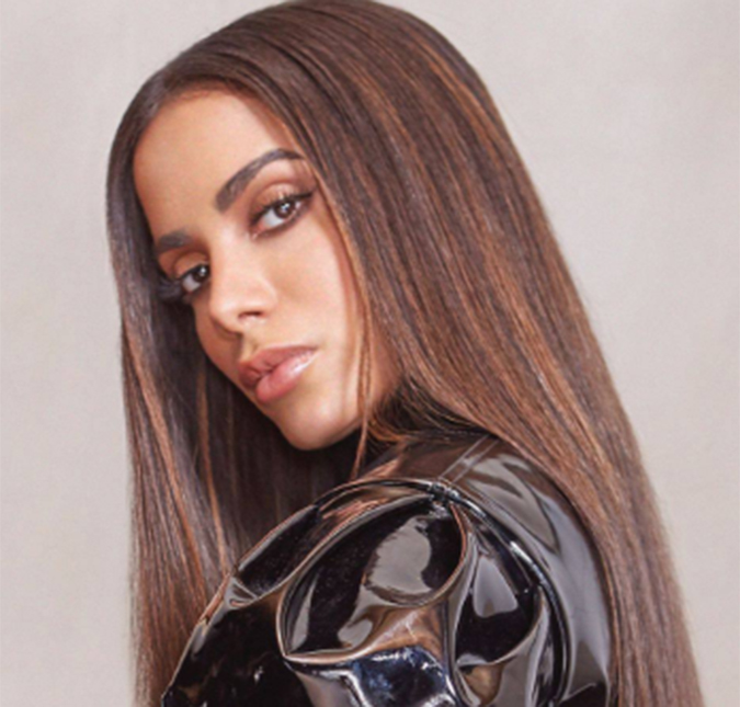 Anitta terá que pagar mais de 1,2 milhão de reais à ex-empresária