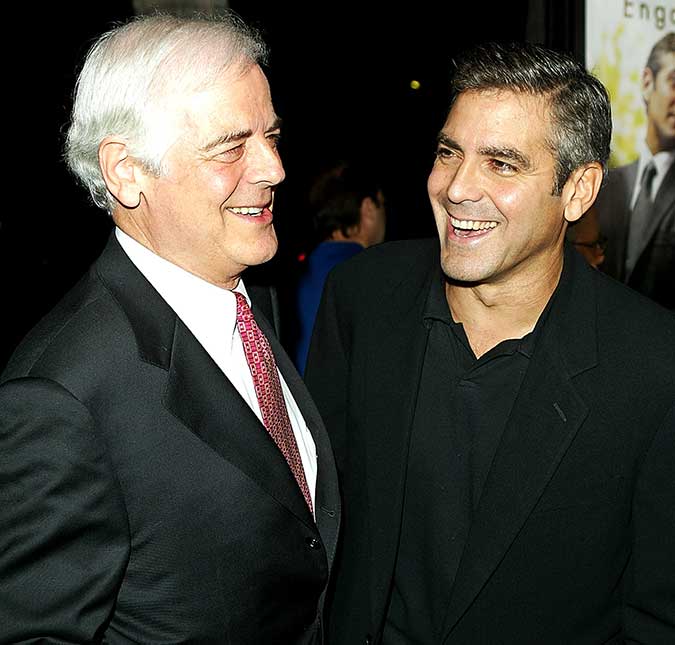 Pai de George Clooney conheceu os netinhos por videoconferência - e já sabe com quem eles mais se parecem!