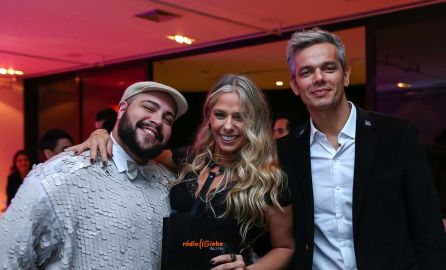 Adriane Galisteu, Otaviano Costa e mais nomes de peso comparecem à inauguração da nova <i>Rádio Globo</i>, confira!