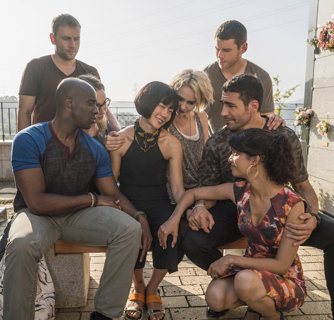 Após dias de protestos, <I>Netflix</I> se pronuncia sobre cancelamento de <I>Sense8</I>, confira!