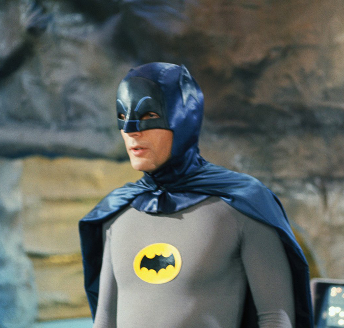 Aos 88 anos, morre Adam West, o Batman em série de TV