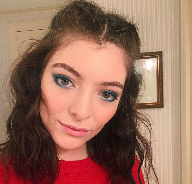 Lorde revela que era a proprietária de um <i>Instagram</i> para postar fotos de anéis de cebola, entenda!