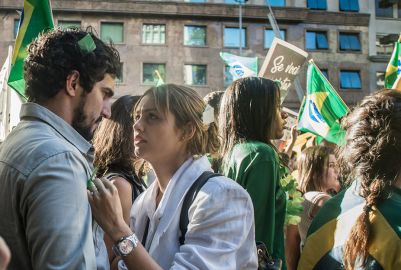 Renato e Alice se reencontram após 14 anos em <I>Os Dias Eram Assim</I>, veja!