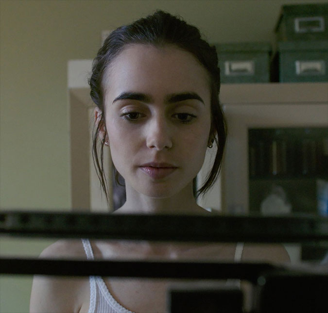 Lily Collins combate anorexia com ajuda de Keanu Reeves em <I>trailer</i> de <I>To the Bone</i>, assista!