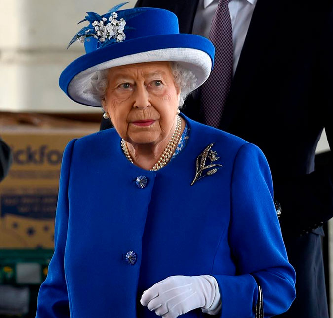 Rainha Elizabeth II deve receber salário de mais de 320 milhões de reais, quase o dobro do ano passado!