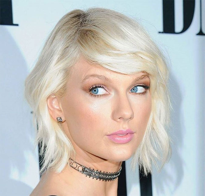 Sumida da mídia, Taylor Swift reaparece para premiação esportiva, entenda!