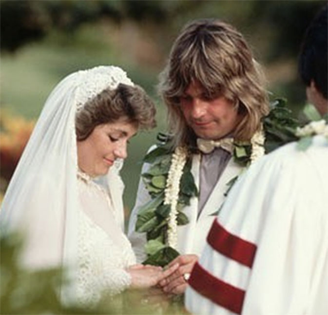 Ozzy e Sharon Osbourne celebram 35 anos de casados e publicam cliques antigos, confira!