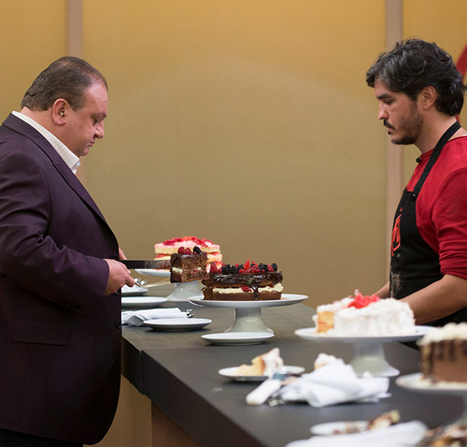 No <I>MasterChef</I>, bolo mais bonito do dia é eliminado em episódio centenário, confira!