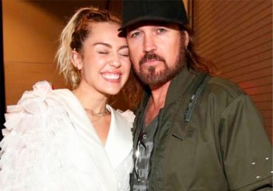 Billy Ray Cyrus diz que não há segredos entre ele e a filha, Miley Cyrus: - Ela é como um livro aberto - Estrelando