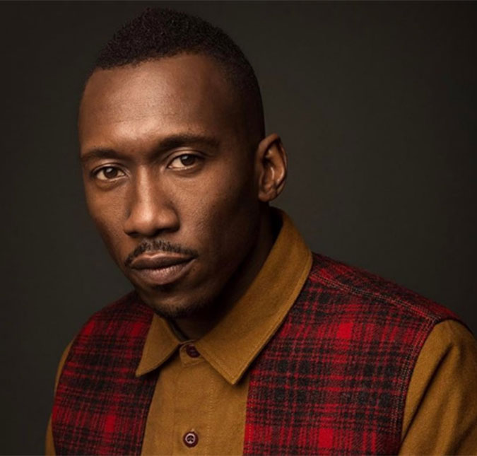 Mahershala Ali está confirmado na terceira temporada de <i>True Detective</i>!