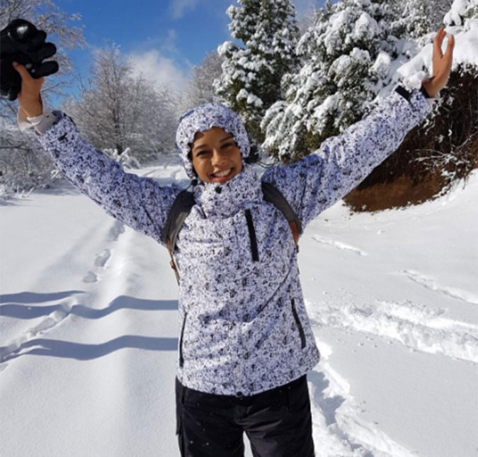 Brincando na neve, Tais Araújo faz a Elsa e canta música de <i>Frozen</i>!