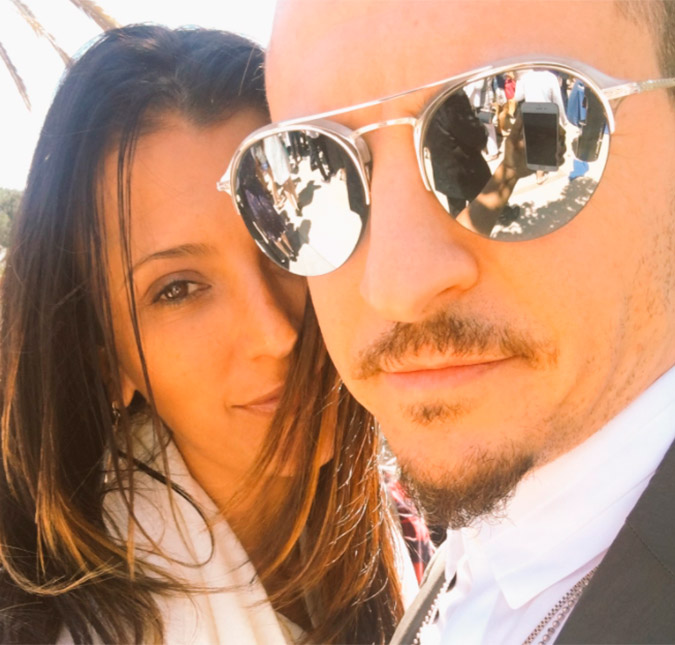 Esposa de Chester Bennington, do <I>Linkin Park</I>, fala pela primeira vez sobre suicídio do marido