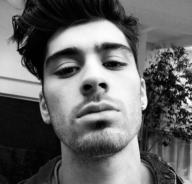 Zayn Malik revela luta contra ansiedade e diz que está trabalhando em novo álbum