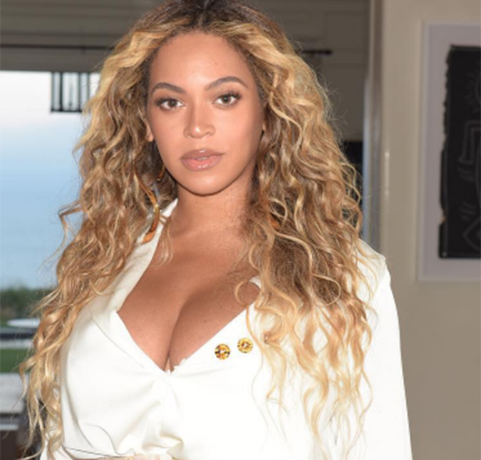 Beyoncé planeja surpreender os fãs com nova turnê após nascimento dos gêmeos