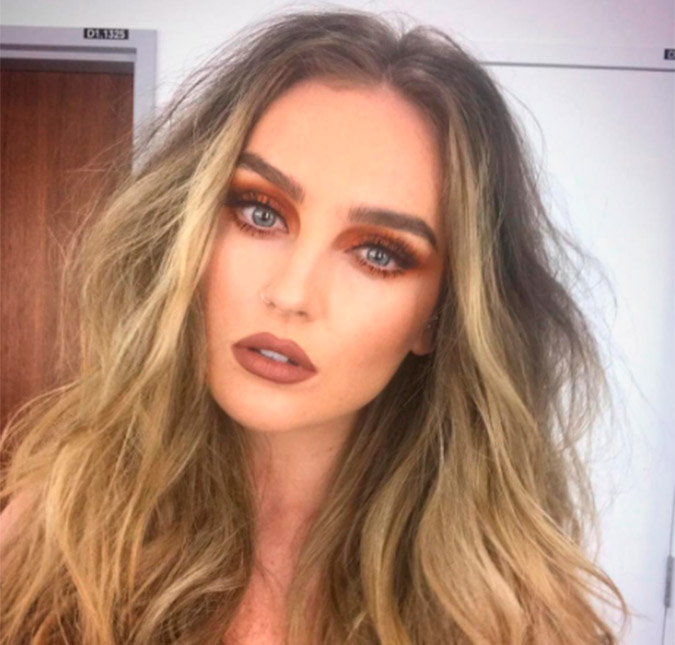 Perrie Edwards e meninas do <I>Little Mix</I> riem de Gigi Hadid em performance de <I>Shout Out To My Ex</I>, veja!