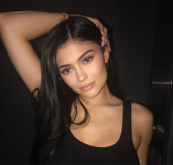 Kylie Jenner vai criar canal no <i>YouTube</i> para fazer tutoriais de maquiagem, saiba mais!