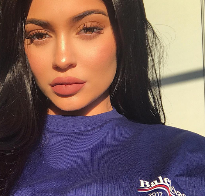 Kylie Jenner não vê a hora de completar 21 anos, saiba por quê!