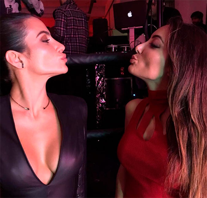 Cleo Pires posta foto com irmã, Tainá Galvão, e internautas apontam: <i>Gêmeas!</i>