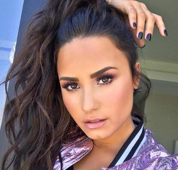 Demi Lovato é uma das estrelas de novo clipe do <i>rapper</i> Wiz Khalifa, confira!