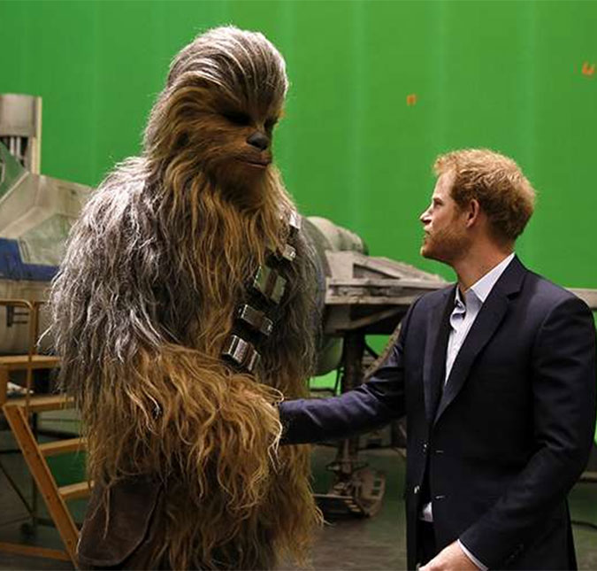 Príncipes William e Harry filmaram participação especial em <i>Star Wars: Os Últimos Jedi</i>, saiba mais!