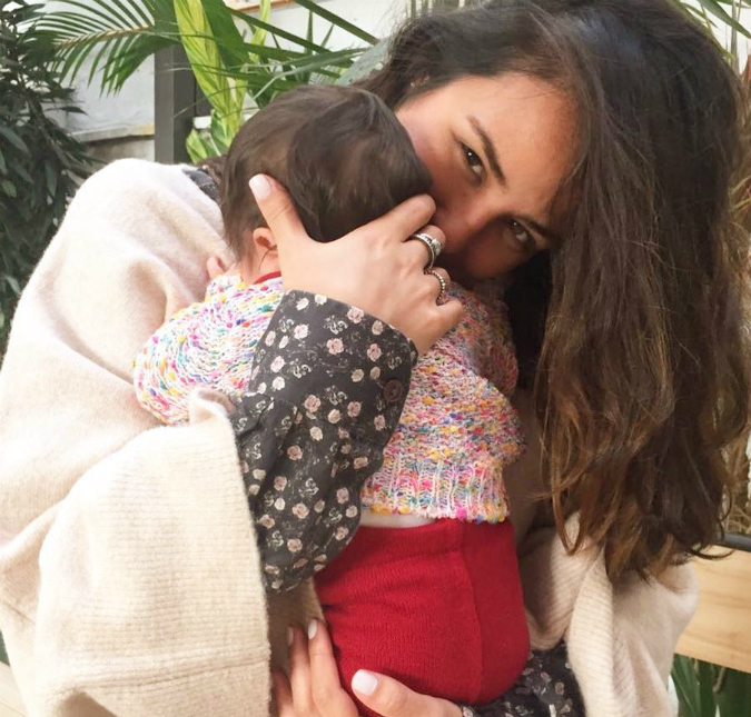 Que mãezona! Yanna Lavigne vai doar roupinhas da filha para seguidora grávida, saiba mais!