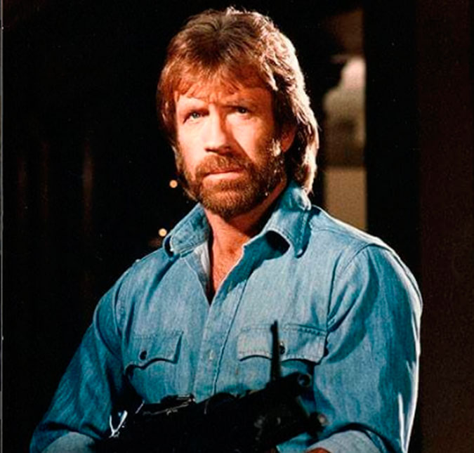 Chuck Norris sobrevive a dois ataques cardíacos no mesmo dia, saiba tudo!