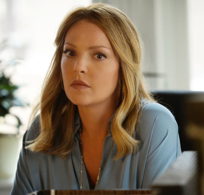 Bom, o sumiço de Izzie não foi muito bem explicado até hoje. A personagem deixa a série na sexta temporada após sofrer um câncer e, depois de se recuperar, acaba sendo demitida por ter cometido um erro com um paciente. Entretanto, ela sumiu do mapa e retornou no final da temporada para dar uma palavrinha ao então marido, Alex - e depois desaparece de vez!