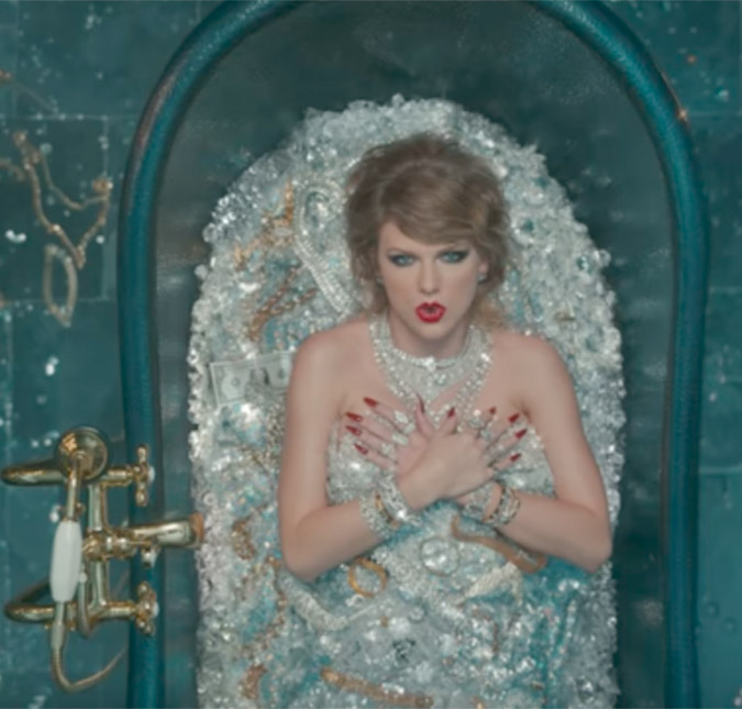 Joias da banheira de Taylor Swift no clipe de <I>Look What You Made Me Do</I> custam mais de 30 milhões de reais