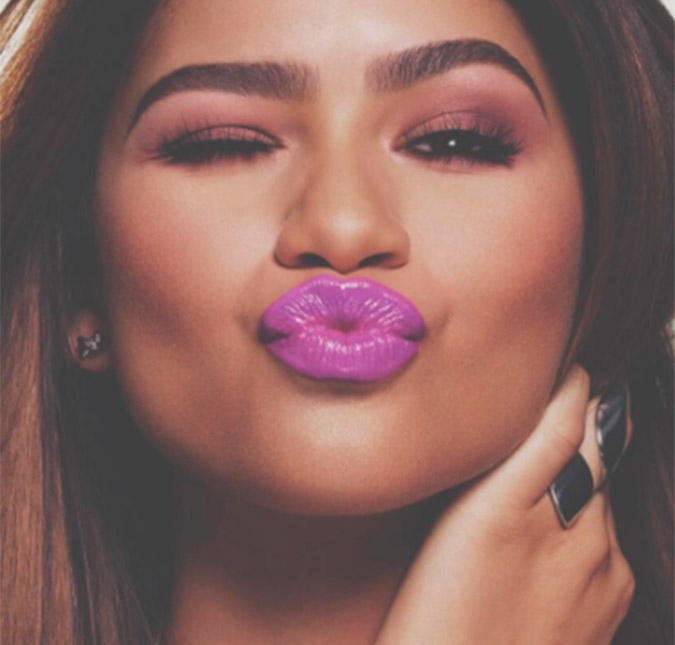Zendaya atingiu a maioridade, mas não quer nem saber de beber!