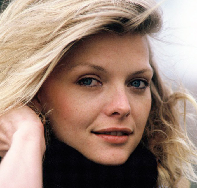 Michelle Pfeiffer está de volta! Atriz conta o motivo de ter se afastado de Hollywood, confira