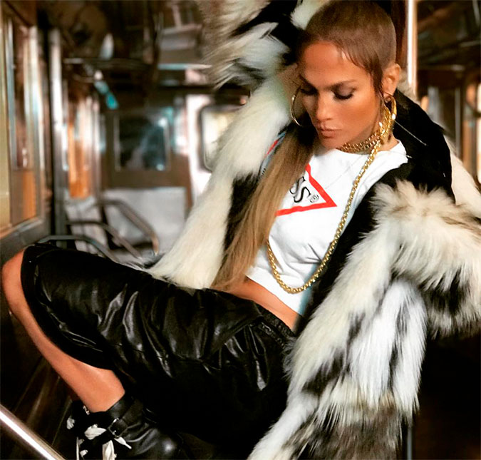 Jennifer Lopez fala sobre autoaceitação: <i>- Não estou aqui para dar nada mais que o meu melhor</i>
