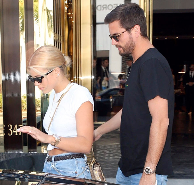 Scott Disick é visto aos beijos com Sofia Richie, saiba mais!