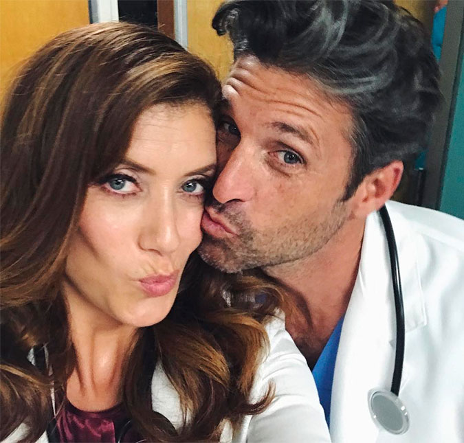 Patrick Dempsey e Kate Walsh, ex-casal de <i>Grey's Anatomy</i>, se reencontram em campanha de saúde, assista ao vídeo!