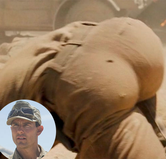 Tom Cruise nega ter usado enchimento no bumbum em <I>Operação Valquíria</i>