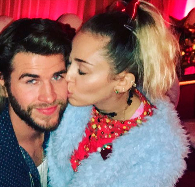 Miley Cyrus revela qual é a sensação de ver o noivo, Liam Hemsworth, contracenando com outras atrizes!