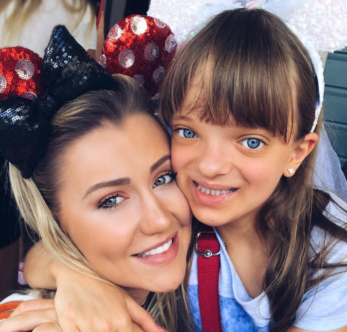 Ana Paula Siebert e Rafinha Justus curtem a <i>Disney</i>. Confira os melhores momentos da viagem!